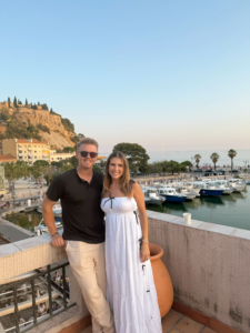 capsule wardrobe dress for a trip to France in the summer