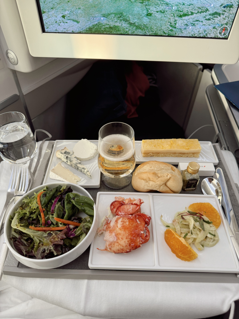 image of a first class meal on a long-haul flight on Air France