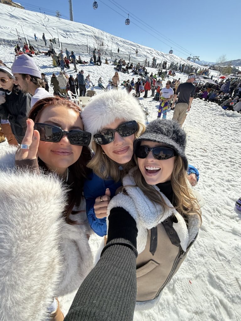 Après ski at T-Bar in Steamboat, CO.
