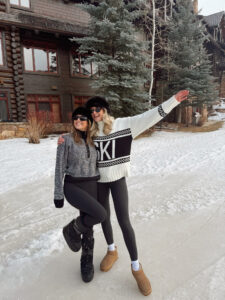 Cute après ski outfits in Beaver Creek, CO.
